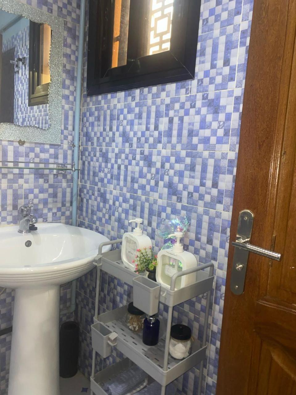 Residence Adja Binta Kane Sour Dakar Extérieur photo