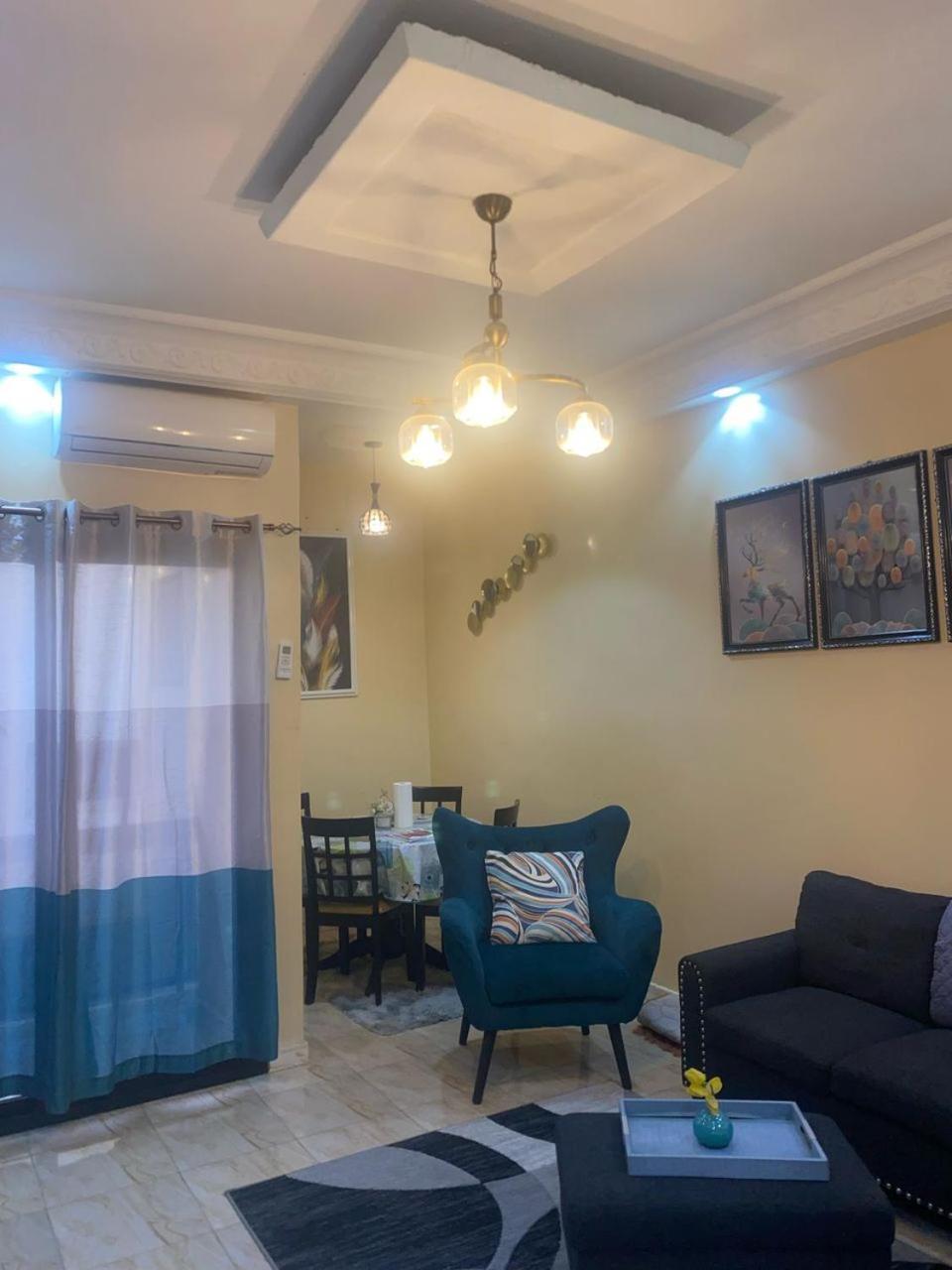 Residence Adja Binta Kane Sour Dakar Extérieur photo