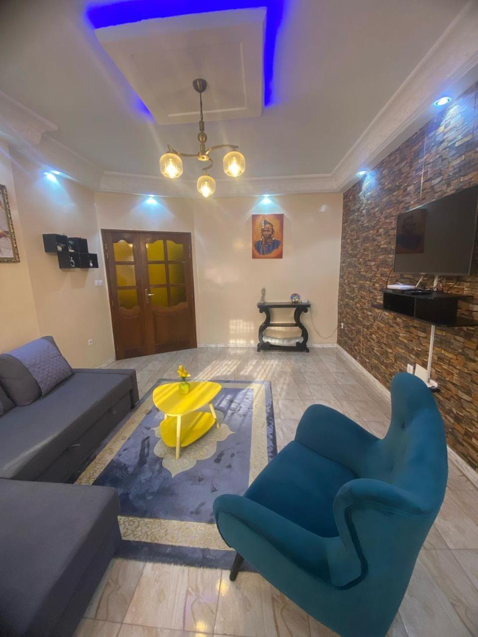 Residence Adja Binta Kane Sour Dakar Extérieur photo
